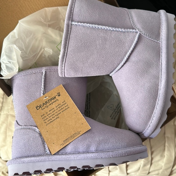 BearPaw Other - Bearpaw child boots